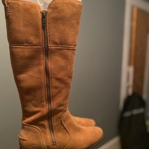 Women’s dressy Ugg boots